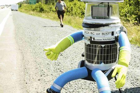 Robot goes hitchhiking to see if it can trust humans