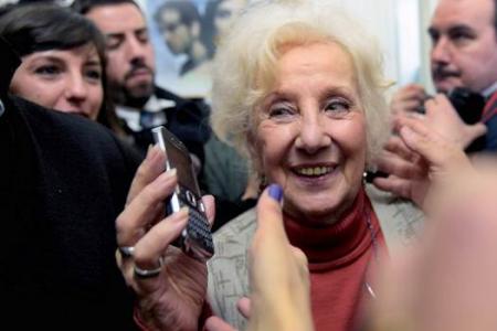 Argentine grandmother finds stolen grandson after 36 years