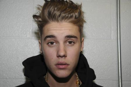 Justin Bieber goes for anger management, donates $62,500 in plea deal