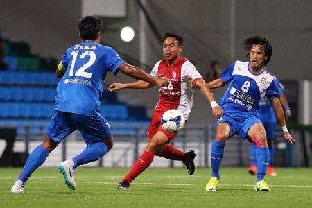 LionsXII toothless again
