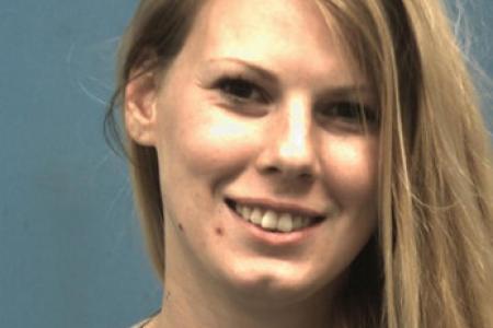 Woman stole wine so she could see boyfriend in jail but... 