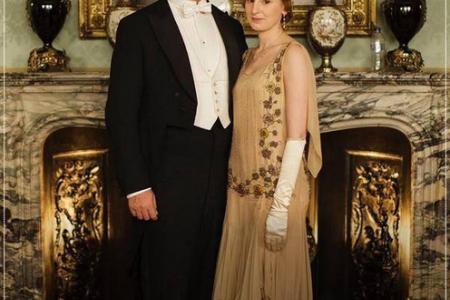 Downton Abbey cast banned from wearing modern underwear