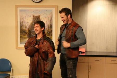 Chris Pratt steals Star-Lord costume to visit sick children in hospital