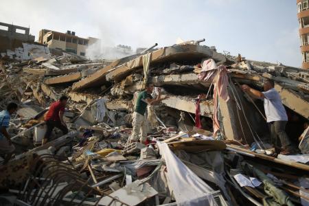 Israel destroys 13-storey building in Gaza air strike