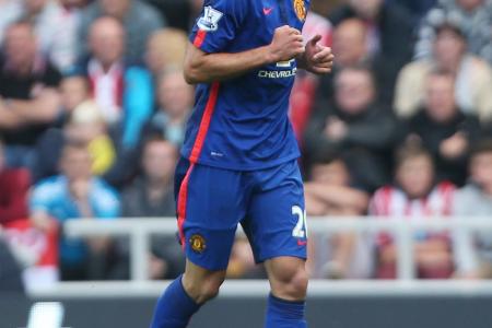 Van Gaal snaps up Falcao for United