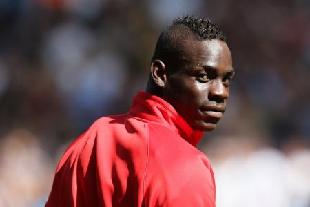 Listen to Liverpool fans' chant for new boy Balotelli