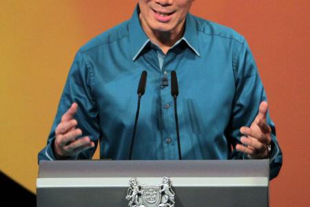 PM Lee gives daddy advice and says Superman was his hero