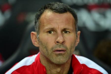 Ryan Giggs: Manchester United will never abandon youth policy 