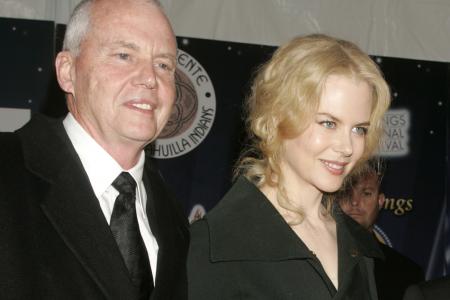 Nicole Kidman in shock after her father dies in Singapore