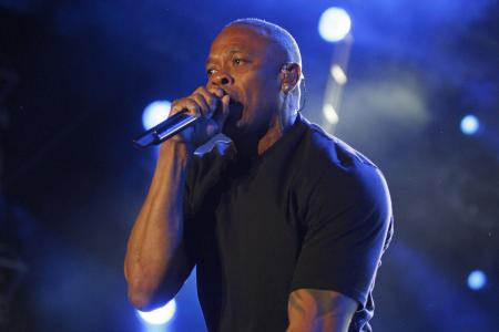 Hip hop ker-ching! Dr Dre's S$790M makes him king over 24 top earners - combined  