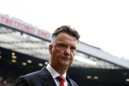 Needing a home win, Van Gaal not afraid to blood Man United youngsters 