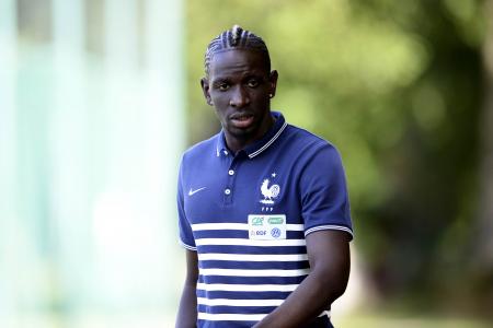 Football:  Sakho says sorry for Anfield exit