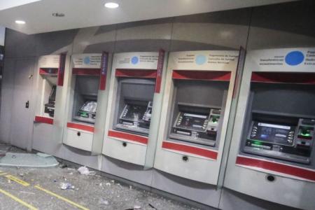 Robbers steal more than $390,000 from ATMs in Malaysia