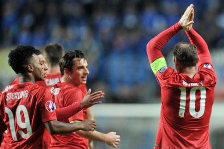 Euro  2016 qualifiers: England struggle to beat 10-man Estonia