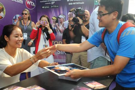 Retired Chinese star Li Na still a big favourite among tennis fans