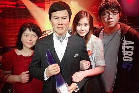 Huang Wenyong's daughter blasts netizen for questioning late actor's place in wax museum