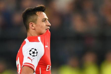 Alexis Sanchez teased by Wayne Routledge following Arsenal loss