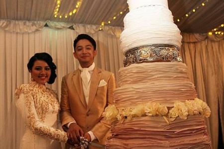 Actor/hip-hop artist Syarif Sleeq serenades wife in dream wedding
