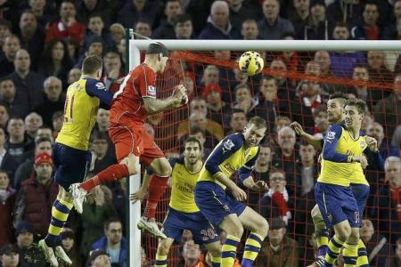 Neither Liverpool nor Arsenal deserve to win with dire defences: Neil Humphreys