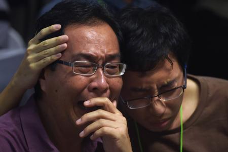 QZ8501 LIVE UPDATES DAY 3: AirAsia, rescue team confirm that debris is from missing plane