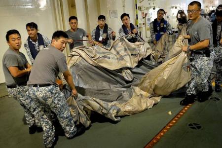 AirAsia QZ8501: S'pore Navy ship finds body, life raft