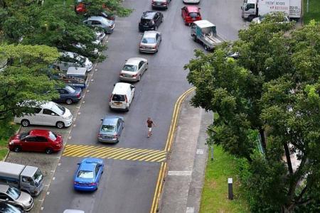 Daily traffic jams at Toa Payoh market carpark caused by electronic parking system 