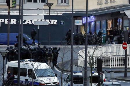 Gunmen who killed 12 at Charlie Hebdo office in Paris killed; Gunman who took people hostage in Jewish supermarket also killed