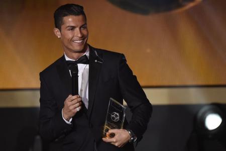Ronaldo beats Messi to retain Ballon d'Or