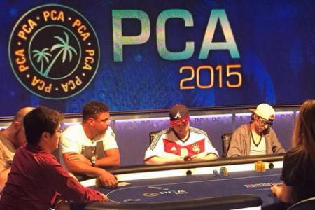 Guess what? This Ronaldo (3-time Fifa Player of the Year) is a poker ace