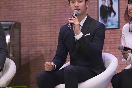 WATCH: Slammed for getting fat, Korean superstar Kim Soo Hyun hits back with gorgeous new look 