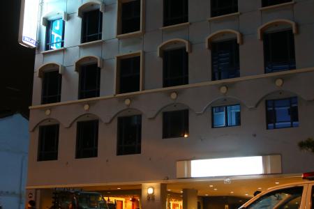 Two found dead in Geylang hotel: Both were work permit holders