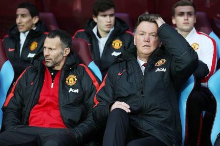 Much ado about nothing between van Gaal and Giggs