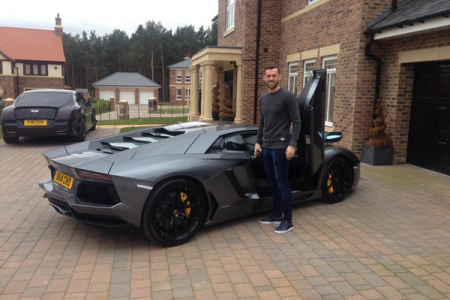 Premier League star shows off expensive car, but did he choose the wrong time?