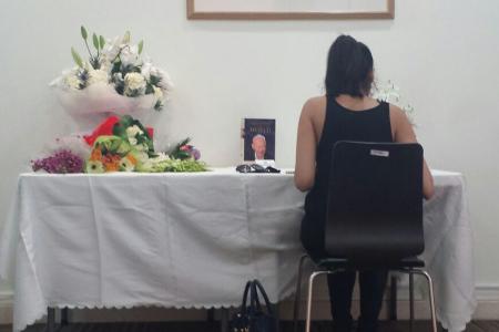 Singaporeans abroad pay tribute to Mr Lee Kuan Yew
