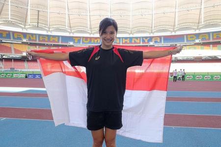 Pole vaulter Yang inspired by LKY to new record
