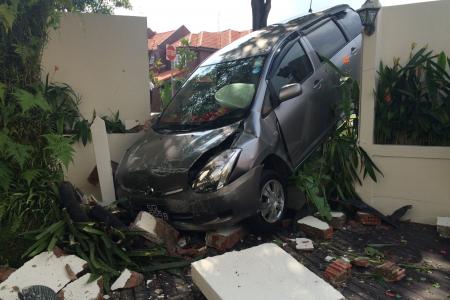Car smashes through the wall of house at Chuan View