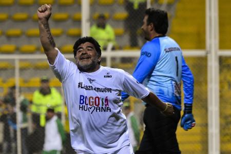 Van Gaal’s like a devil: Maradona