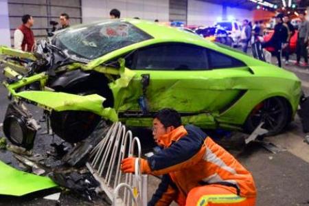 Lamborghini destroyed after collision with Ferrari in illegal road race