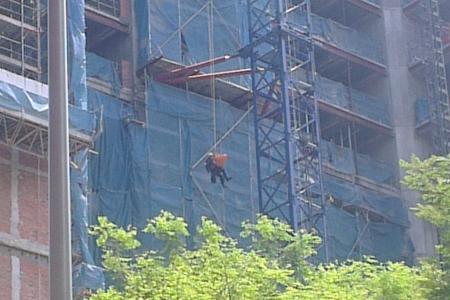 Body retrieved from crane in Queen Street construction site
