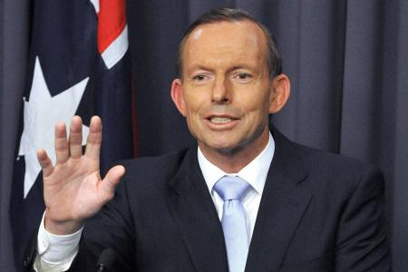 WATCH: Aussie PM downs beer in a few seconds, sparking debate