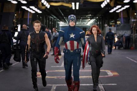 Captain America & Hawkeye apologise for calling Black Widow a slut