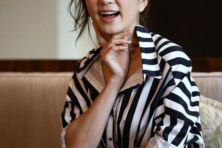 Taiwan star Ella Chen and hubby have no secrets