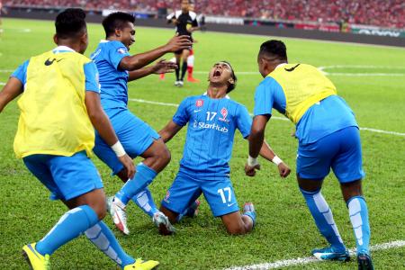 Victory for LionsXII 