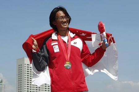 Teo gets his revenge in Singapore's canoeing double