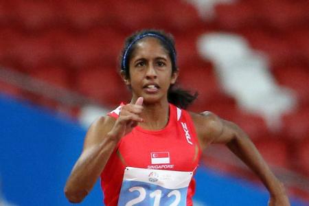Shanti wins 200m gold