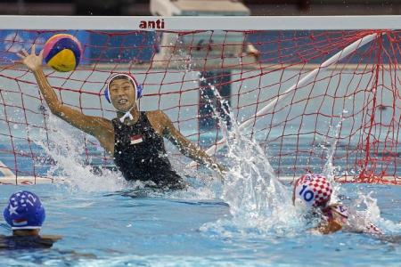 Water polo women send warning to rivals