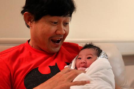 Chen Tianwen welcomes healthy baby boy