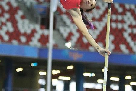 Third time lucky for pole vaulter Yang who bags silver