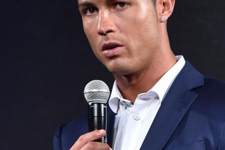 Woman loses phone, but finds Ronaldo