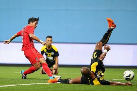 Hafiz's day as LionsXII beat Perak 2-1